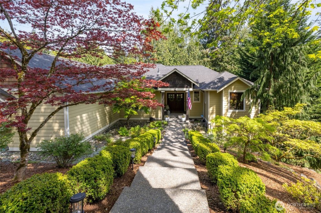 Idyllic Living in Gig Harbor North 7